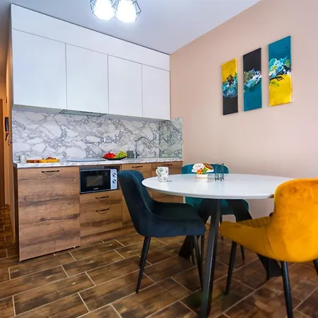 Kleptuz Aparts Velingrad