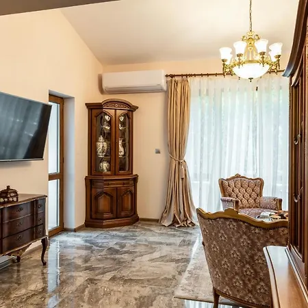 Kleptuzaparts Apartment