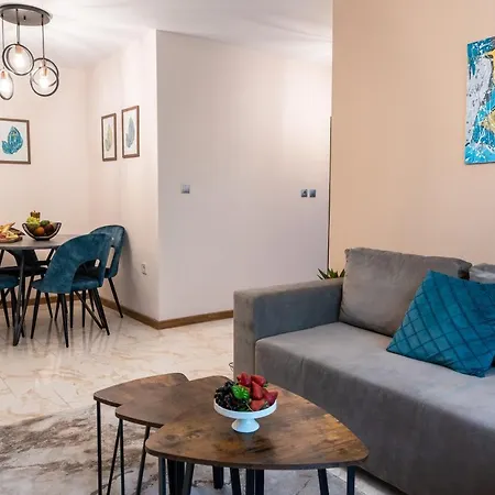 Kleptuzaparts Apartment