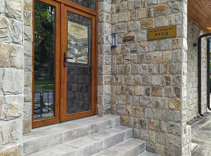 Kleptuzaparts Lägenhet