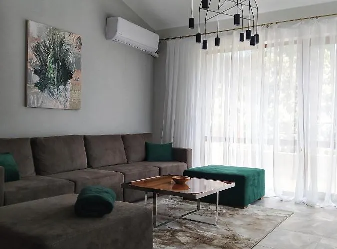 Kleptuzaparts Apartman Velingrad